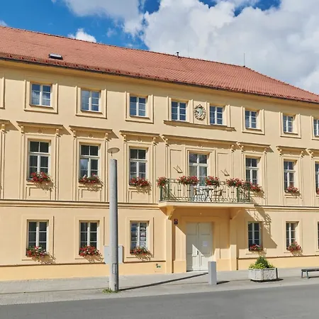 Centrum מלון Františkovy Lázně